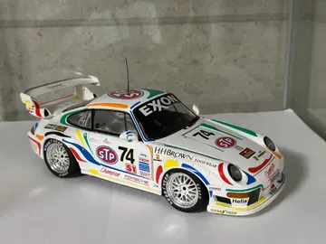 1/18 UTmodels 포르쉐 911 GT2 993