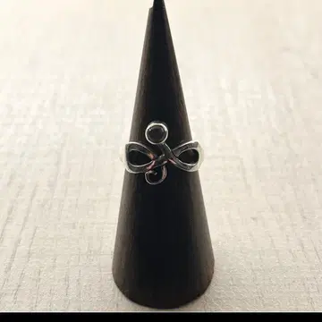 STONE MOTIF KNOT RING -SILVER925- 노트 반지
