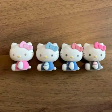 복권폰 헬로키티 플로키 미니 피규어 4개 세트