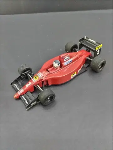 ONYX제 Ferrari F1-90 2호차 N. 만셀