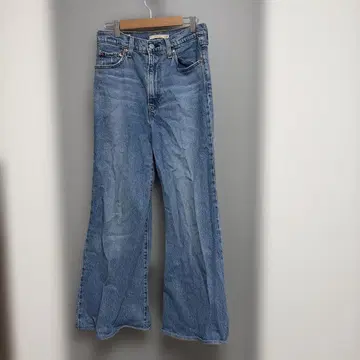 Levi's Premium Ribcage Bell 데님 팬츠