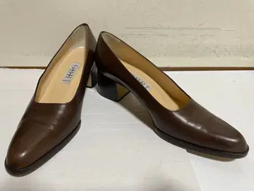 [ 새상품급 ] GIBIERRE DONNA 지비에르 돈나 가죽 펌프스