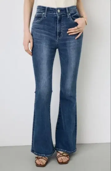 [ 새상품급 ] AZUL DENIM 플레어 데님 XS