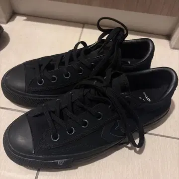 Converse All Star 블랙 스니커즈