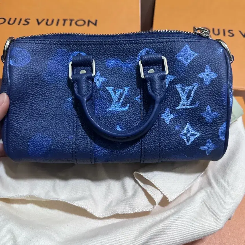 루이비통 [OS] LV 버질아블로 키폴 백 XS 잉크 워터컬러 사진 4