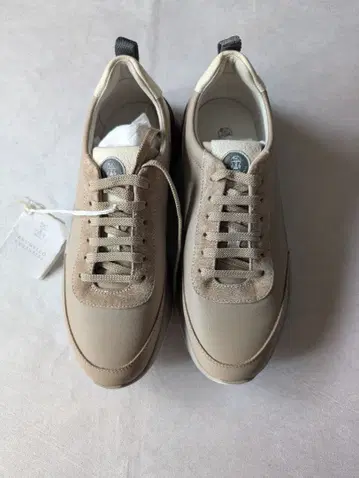 브루넬로쿠치넬리 카프 스킨 러닝화 42
