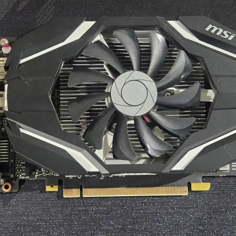 MSI GTX1050 그래픽카드