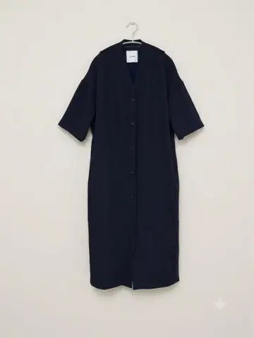 새상품급 CLANE 클라네 셔츠 원피스 맥시 길이 풀 오픈 사이즈 36