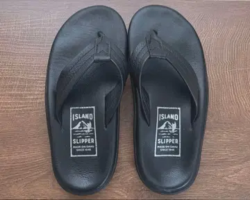 ISLAND SLIPPER 가죽 플립플랍 블랙 22cm