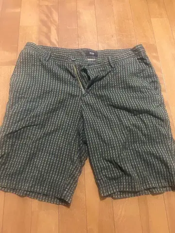 BOSS HUGO 체크 무늬 하프 팬츠 숏팬츠 00s 코튼