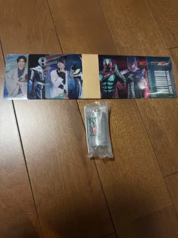 초차원 에모르기 갸반 인피니티 & 가면라이더 제츠