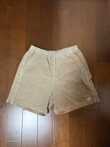단톤 하프 팬츠