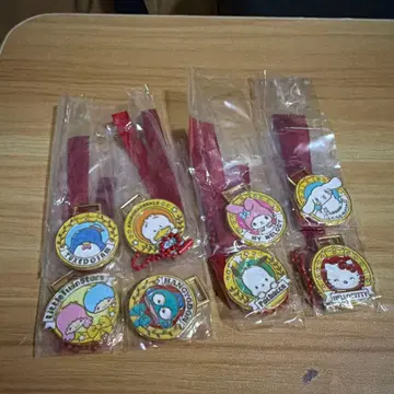 산리오 메달풍 메달 참