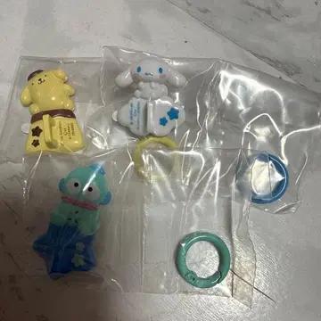 산리오 키링 행거 가챠 폼폼푸딩 시나모롤 한교동