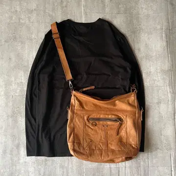 00s 빈티지 가죽 숄더백 A4 수납 아메카지 시티보이