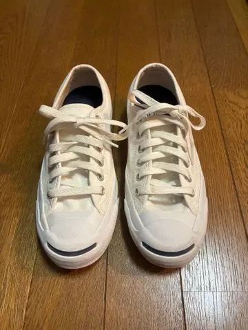 새상품급 Converse Jack Purcell 화이트 가격 인하!