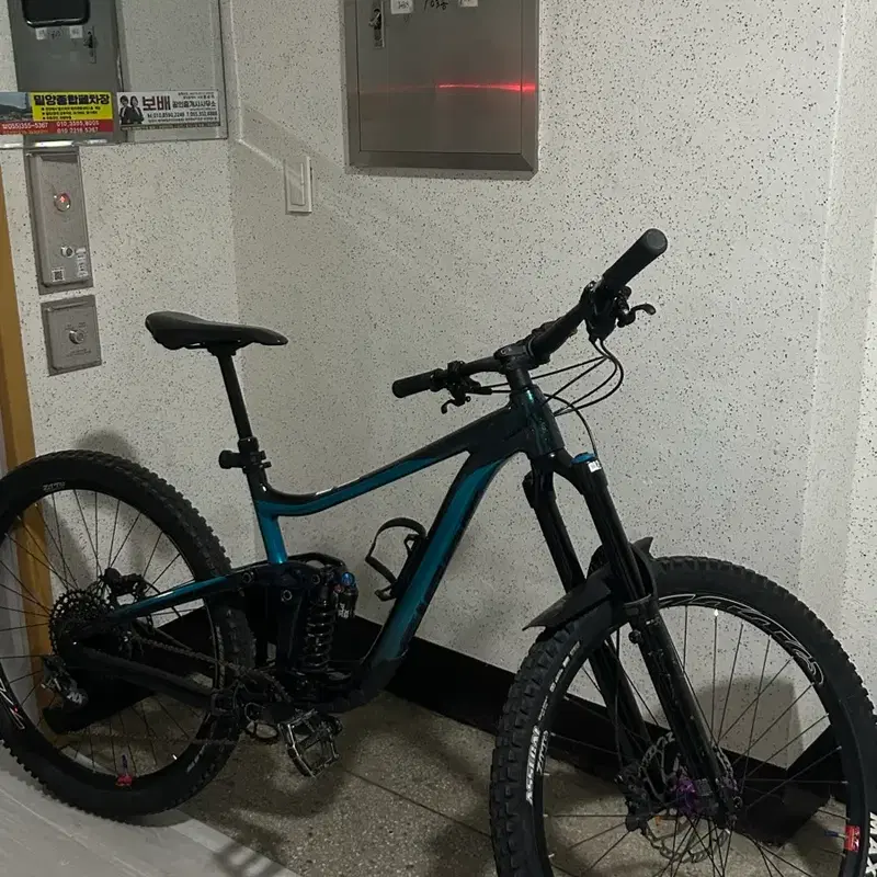 자이언트 레인 sx 풀샥 mtb 산악자전거 판매/대차