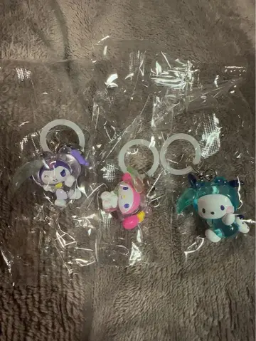 산리오 캐릭터즈 개굴개굴 파티 메지루시 액세서리