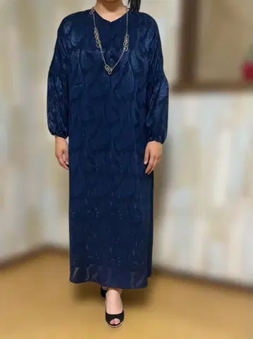 핸드메이드 퍼프 슬리브 원피스