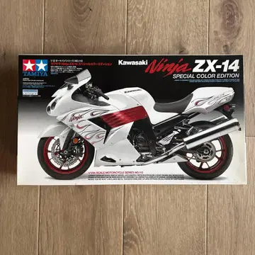 TAMIYA 1/12 Kawasaki Ninja ZX-14