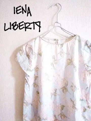 D221682 IENA x LIBERTY 꽃무늬 반팔 블라우스