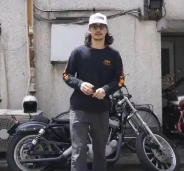 초기 디자인 HWY 롱티 야마다 렌 착용