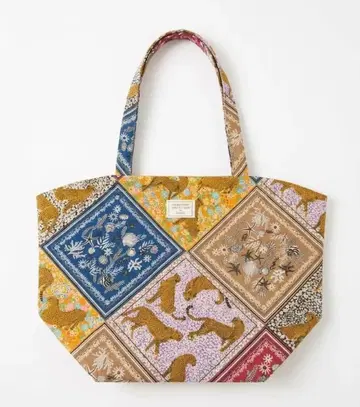 SEZANE INOUI EDITIONS 토트백