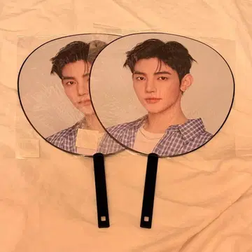 장하오 AND2BLE 부채 2개