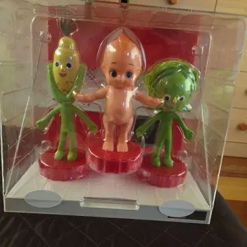 큐피 피규어