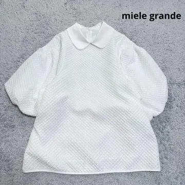 새상품급 미엘레 그랑데 miele grande 화이트 벌룬 슬리브 셔츠