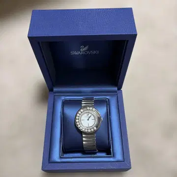 SWAROVSKI 손목시계