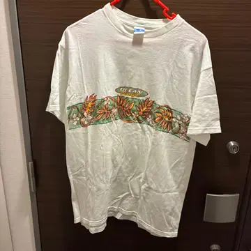 Ocean Pacific 티셔츠 화이트 보태니컬 무늬 사이즈는 XL