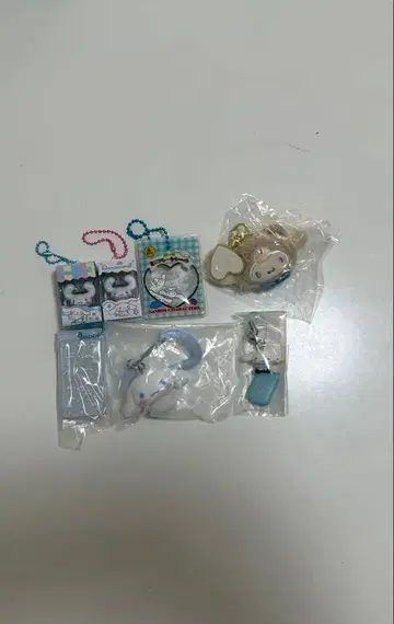 산리오 시나몬 가챠가챠