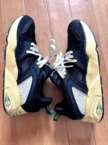 PUMA TRINOMIC 스니커즈 25cm