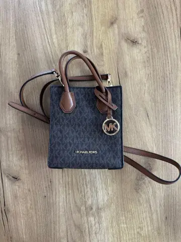 MICHAEL KORS 미니 숄더백