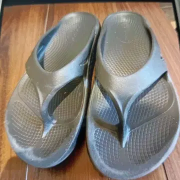 OOFOS OOriginal 리커버리 샌들 블랙