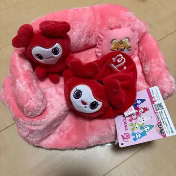 TWICE LOVELYS GIGO 채영 첸브리 스크런치 티슈