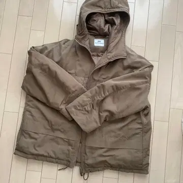 UNIQLO x White Mountaineering 다운 자켓