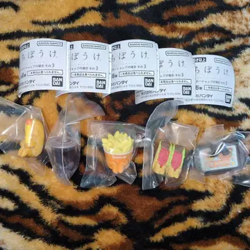 기다림 햄버거샵의 경우 3탄 5종 세트 준컴프