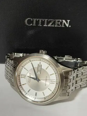 CITIZEN 시티즌 컬렉션 화이트 실버 NY4050-62A