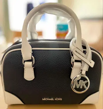 MICHAEL KORS 핸드백 블랙 화이트