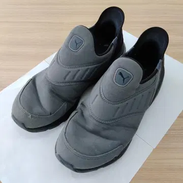 PUMA 스니커즈 러닝화 블랙