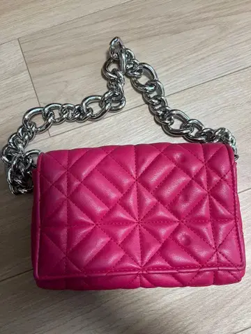 ZARA 퀼팅 체인 핸드백 핑크