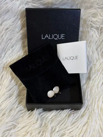 LALIQUE 라리크 귀걸이 장미 골드 새상품 미사용 박스 포함