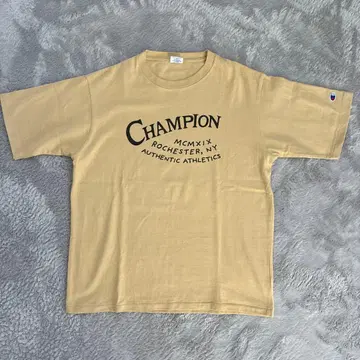 Champion T셔츠 베이지 M사이즈