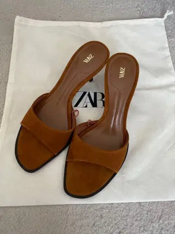 ZARA 브라운 뮬 미사용 새상품 35
