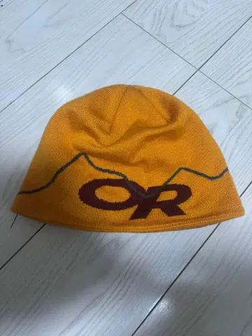 아웃도어 리서치 비니