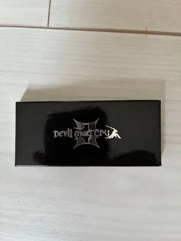 Devil May Cry 머니클립
