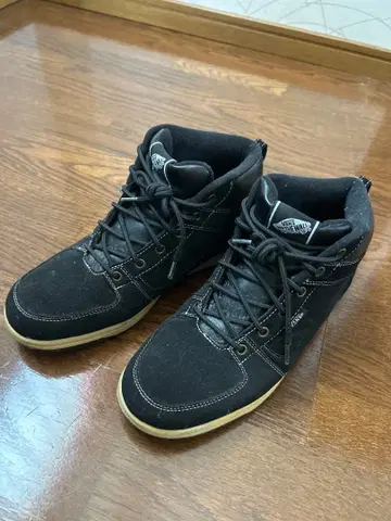VANS 미드컷 스니커즈 블랙