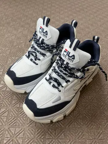 [ 새상품급 ] FILA 스니커즈 통굽 Infinito 23.0cm